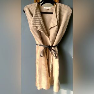 Sleeveless Sweater cardigan